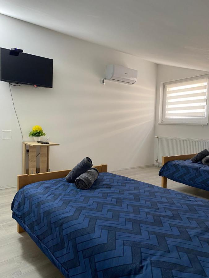 Lotus House Apartment ซเรนยานิน ภายนอก รูปภาพ