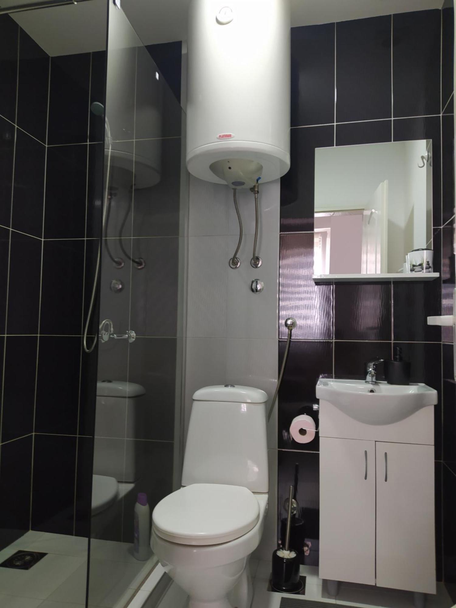 Lotus House Apartment ซเรนยานิน ภายนอก รูปภาพ